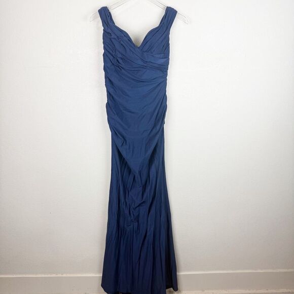 La Femme Navy Off Shoulder Gown Dress Formal NEW Size 8 - Picture 1 of 5
